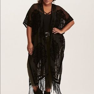 NWT Torrid Black Velvet w/ Fringe Kimono Duster